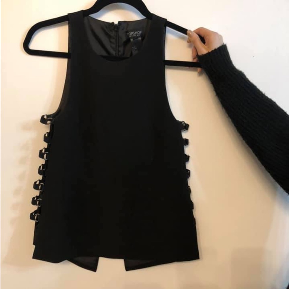 DELETING LISTING THIS WEEK. Topshop Top